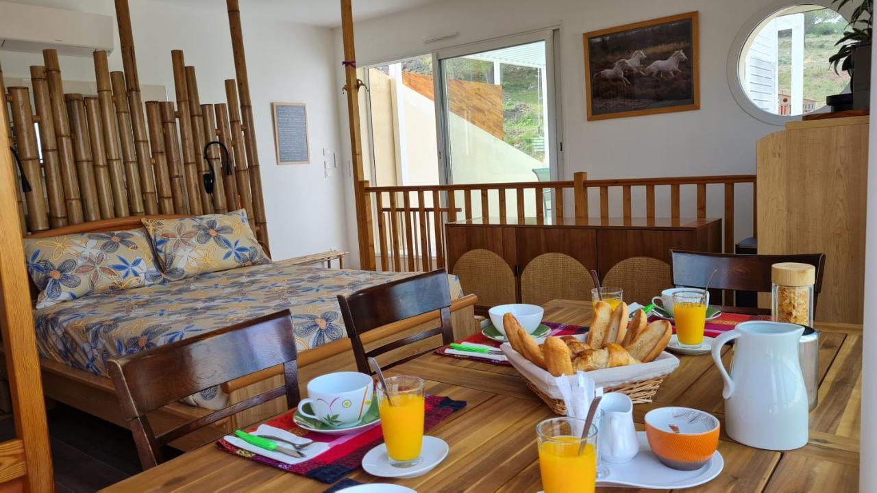 Chambres D'Hotes B&B La Bergeronnette Avec Piscine Couverte Chauffee Bizanet Eksteriør billede